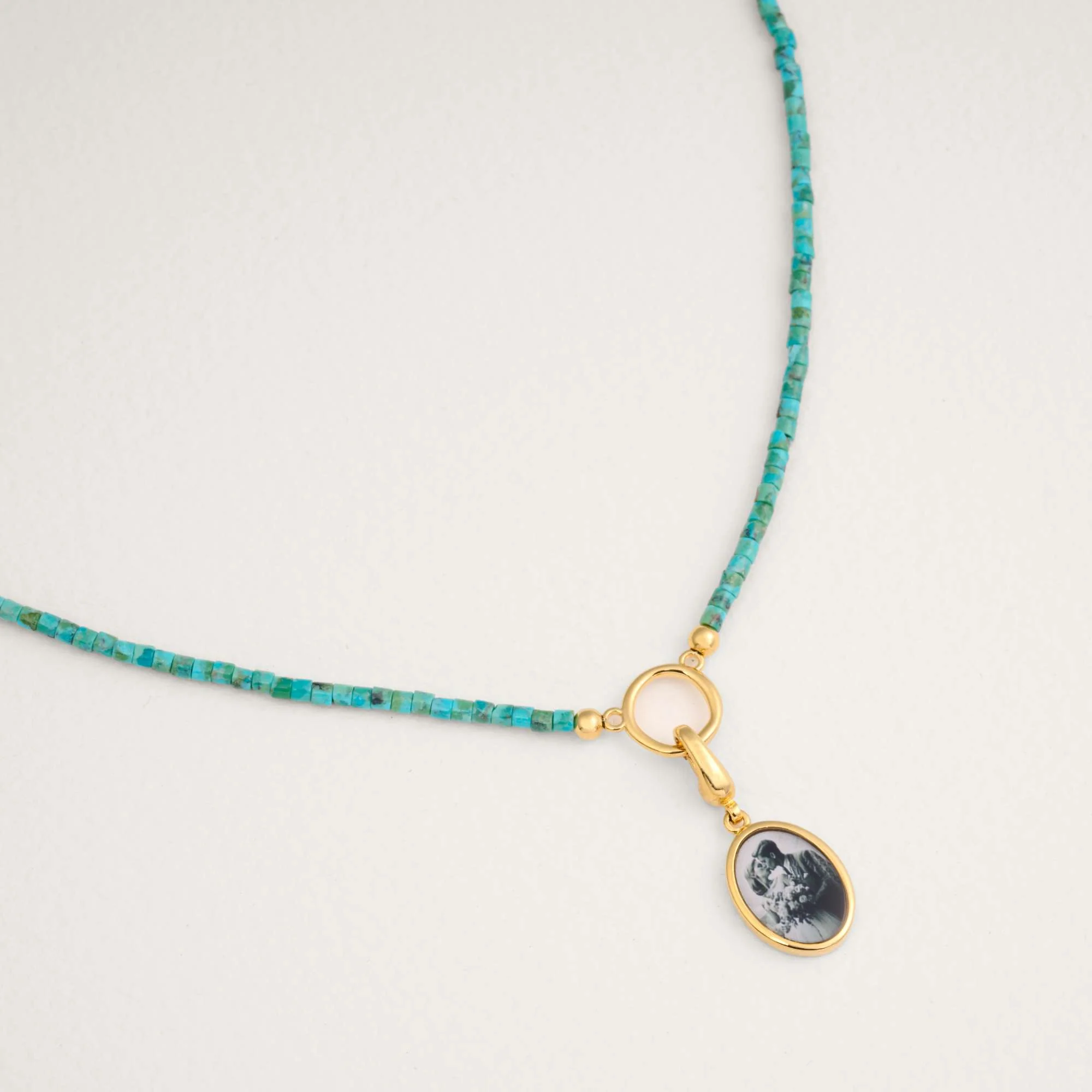Alba Circle Turquoise Beaded Necklace - Image 2