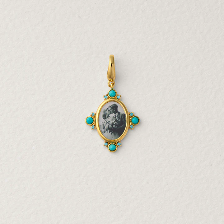 Jean Turquoise Oval Portrait Pendant – Custom Photo Charm